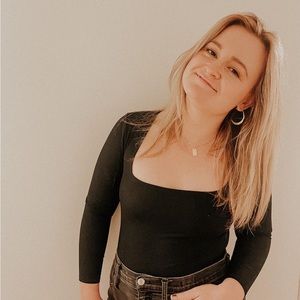 Meet your Posher, Christina